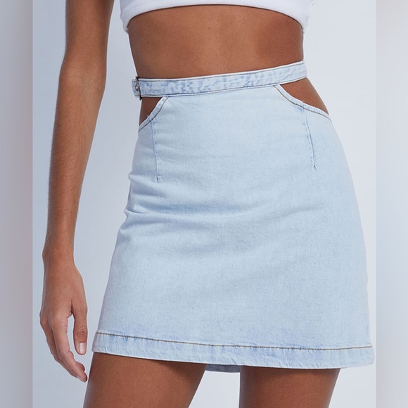 WEWOREWHAT Denim Cut Out Mini Skirt Size Small - Picture 1 of 4